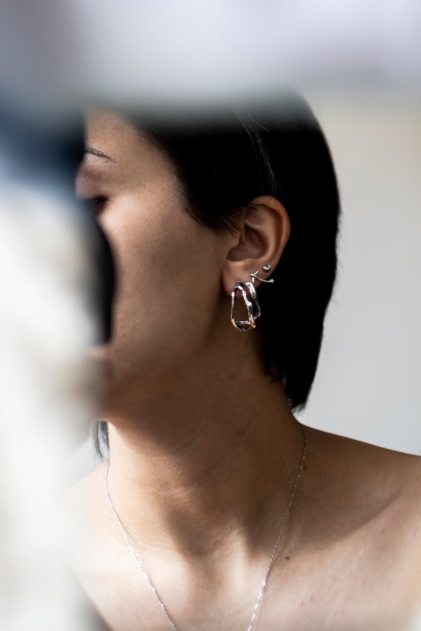 Sculptural Silver Stud Earrings "Moduλa"